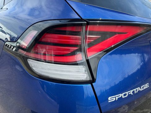 Certified 2023 Kia Sportage SX image 21