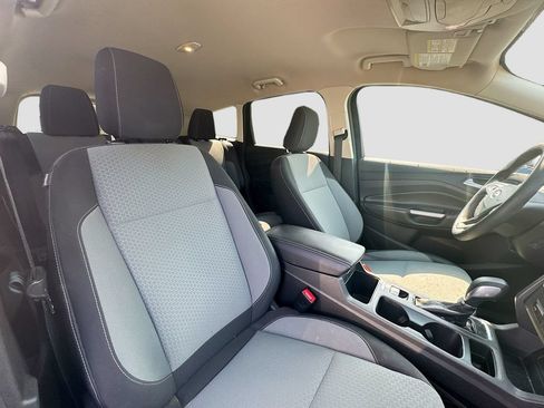 Used 2019 Ford Escape SE AWD/4WD image 24