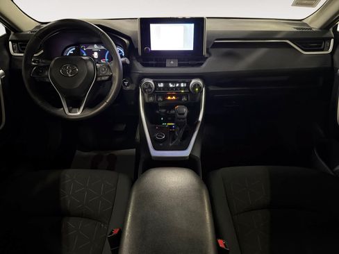 Used 2024 Toyota RAV4 XLE w/ Convenience Package AWD/4WD image 17