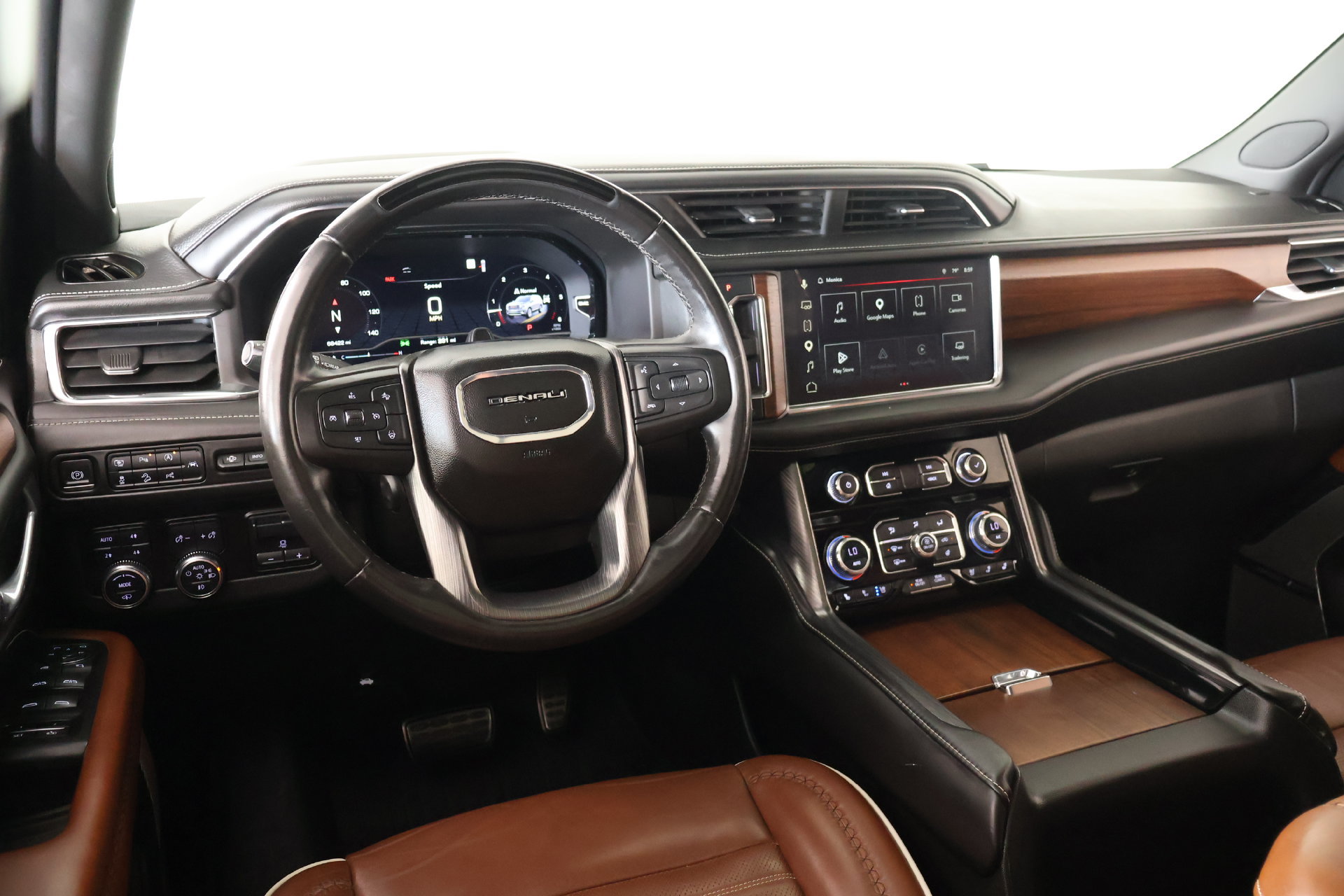 Used 2023 GMC Yukon Denali Ultimate AWD/4WD image 2