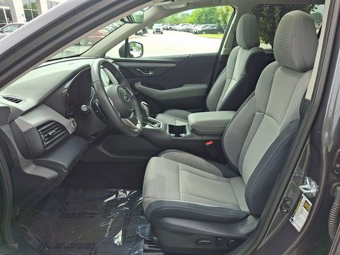 Certified 2025 Subaru Outback Premium AWD/4WD image 15