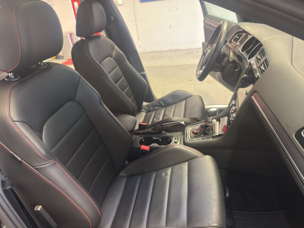 Used 2021 Volkswagen GTI SE FWD image 23
