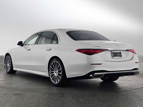 New 2025 Mercedes-Benz S 580 4MATIC Sedan image 5