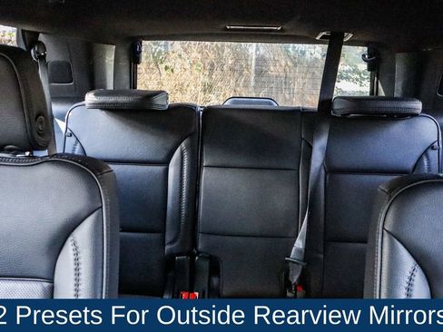 Used 2024 GMC Yukon Denali image 19