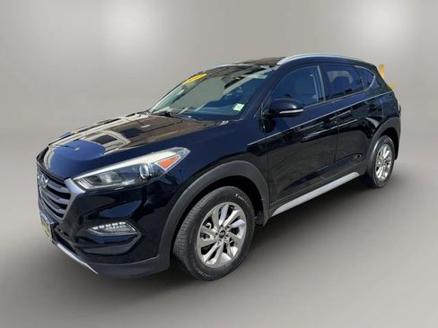 Used 2017 Hyundai Tucson Eco w/ Cargo Package AWD/4WD image 3