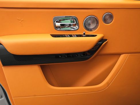 New 2026 Rolls-Royce Cullinan Black Badge image 25