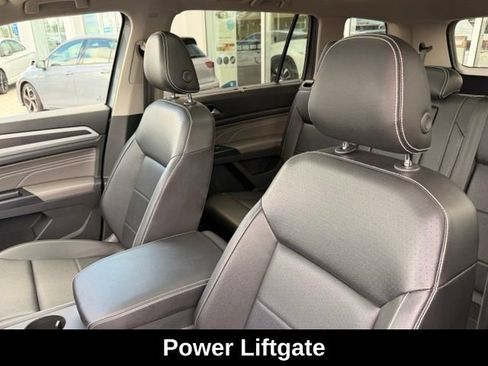 Used 2021 Volkswagen Atlas SE w/ Panoramic Sunroof Package AWD/4WD image 7
