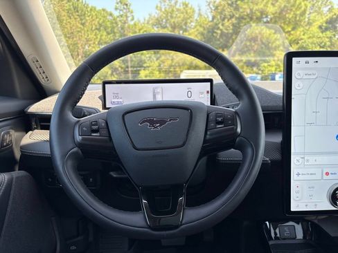 Used 2023 Ford Mustang Mach-E Premium RWD image 26