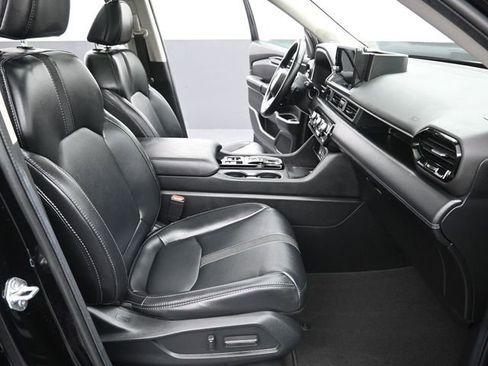 Used 2024 Honda Pilot Touring image 27