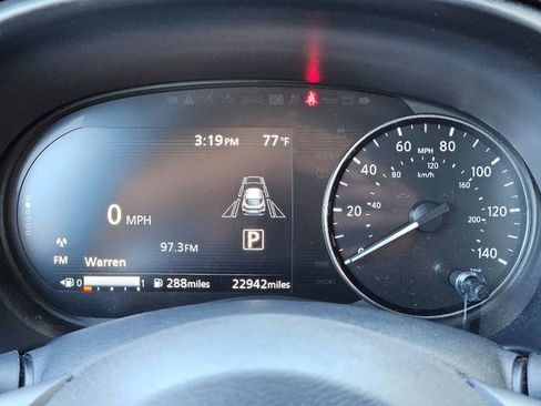 Certified 2024 Nissan Kicks SR image 19