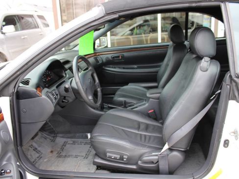 Used 2000 Toyota Solara SLE image 11