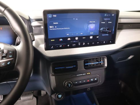 Used 2025 Ford Maverick XLT w/ XLT Luxury Package image 5