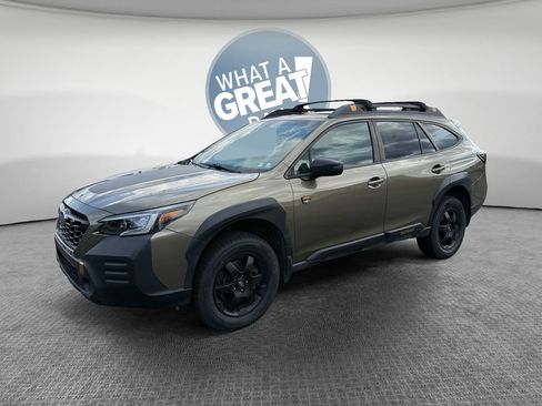 Used 2022 Subaru Outback Wilderness w/ Wilderness Package AWD/4WD image 8