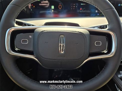 New 2026 Lincoln Nautilus Reserve w/ Jet Appearance Package image 19