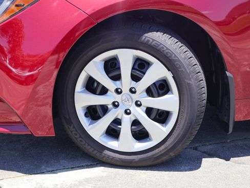Used 2026 Toyota Corolla LE FWD image 26