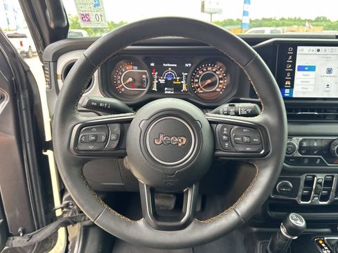 Used 2024 Jeep Wrangler Unlimited Sport AWD/4WD image 21