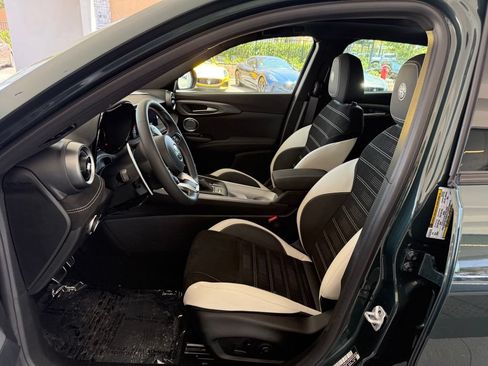 New 2026 Alfa Romeo Tonale w/ Active Assist Package AWD/4WD image 8