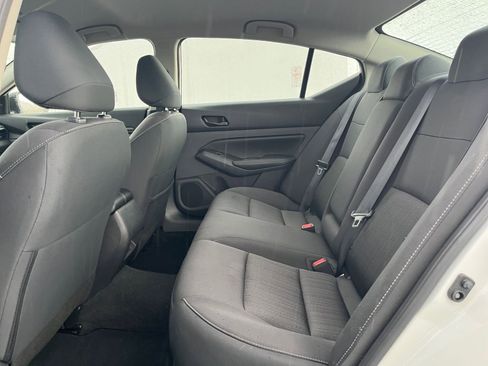 Used 2025 Nissan Altima 2.5 SV image 25