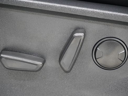 Used 2023 Ford F150 Lariat w/ Bed Utility Package image 15