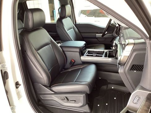 New 2025 Ford F250 Lariat w/ FX4 Off-Road Package image 30