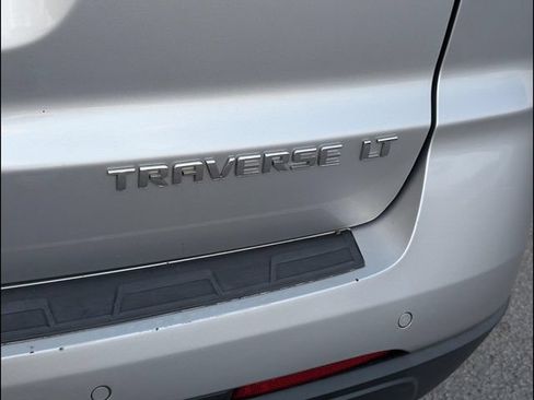Used 2013 Chevrolet Traverse LT AWD/4WD image 18
