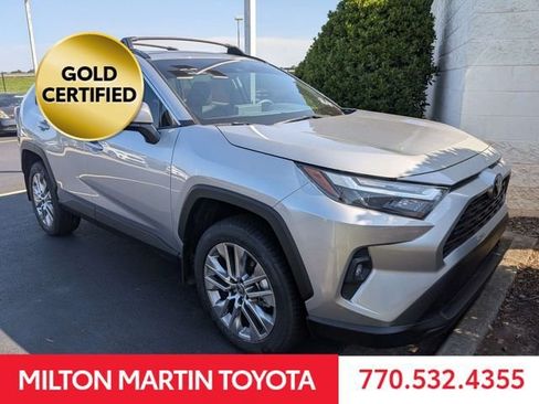Used 2024 Toyota RAV4 XLE Premium FWD image 2