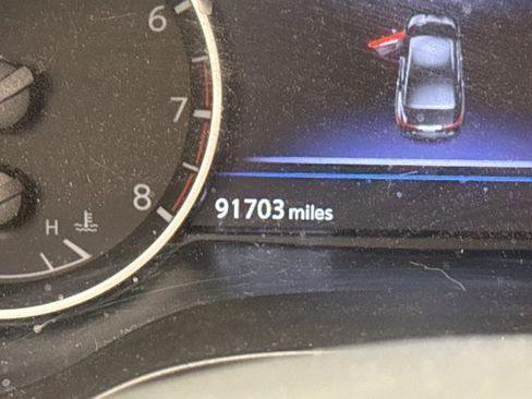 Used 2018 Nissan Maxima Platinum FWD image 9
