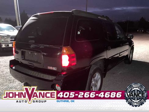 Used 2004 GMC Envoy XL SLE image 8