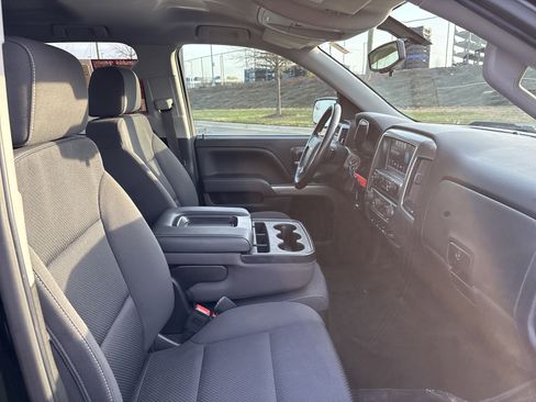 Used 2018 Chevrolet Silverado 1500 LT w/ All Star Edition image 24