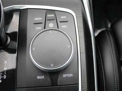 Used 2022 BMW 330i xDrive 330i xDrive w/ M Sport Package image 24