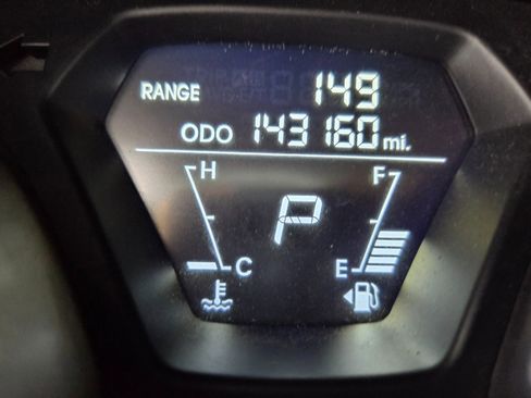 Used 2013 Hyundai Elantra GLS w/ Preferred Pkg image 16