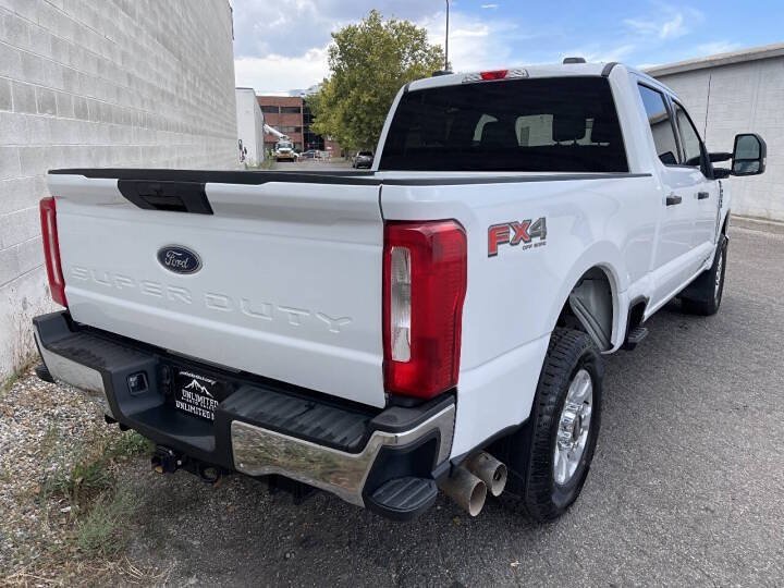 Used 2024 Ford F250 XLT w/ FX4 Off-Road Package AWD/4WD image 4
