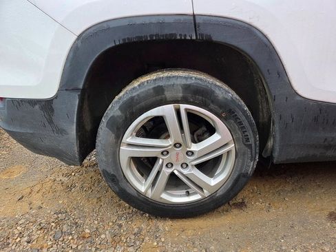 Used 2018 GMC Terrain SLE w/ Driver Convenience Package image 4