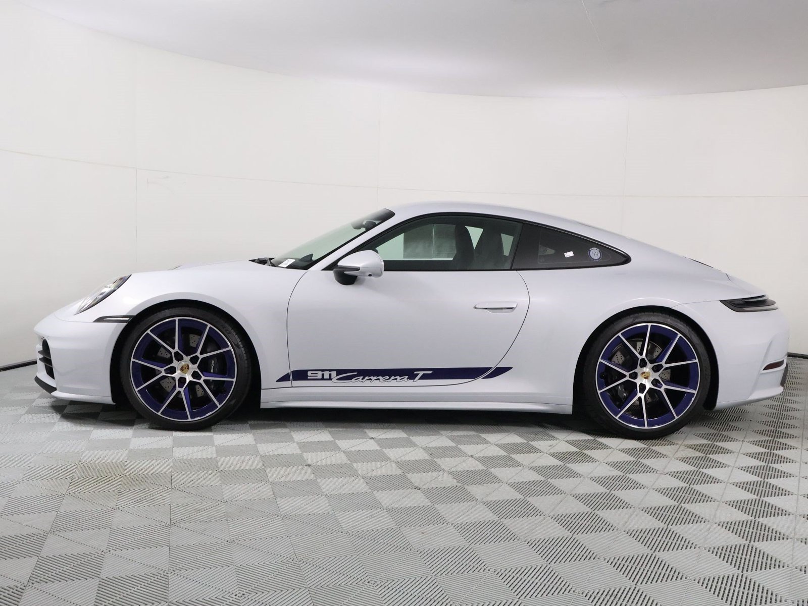 Certified 2026 Porsche 911 Carrera T RWD image 2