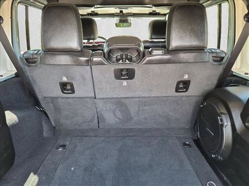 Used 2023 Jeep Wrangler Unlimited Rubicon w/ Steel Bumper Group AWD/4WD image 6