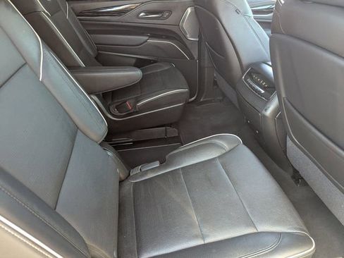 Used 2021 Cadillac Escalade Sport image 13