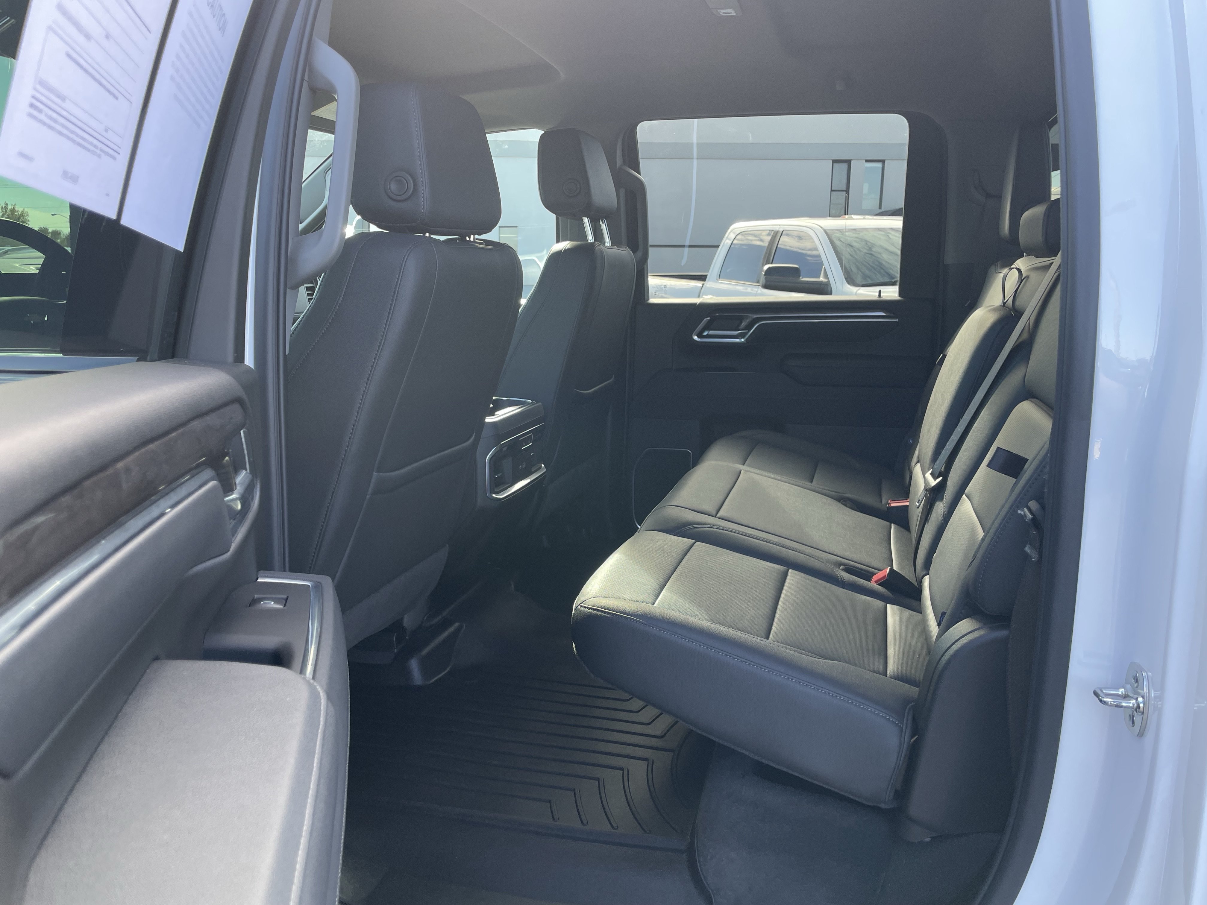 Used 2026 Chevrolet Silverado 2500 LTZ w/ LTZ Premium Package AWD/4WD image 28