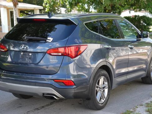 Used 2017 Hyundai Santa Fe Sport FWD image 7