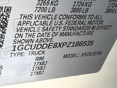 Used 2023 Chevrolet Silverado 1500 LT w/ Protection Package image 32