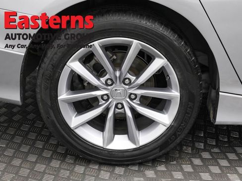 Used 2021 Honda Accord LX image 29