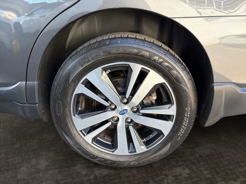 Used 2018 Subaru Outback 2.5i Limited AWD/4WD image 39