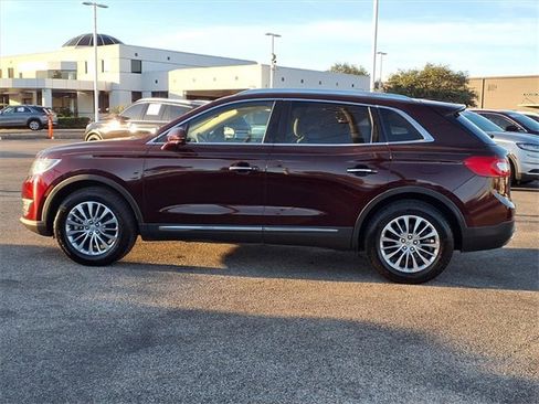 Used 2017 Lincoln MKX Select w/ Select Plus Package image 22