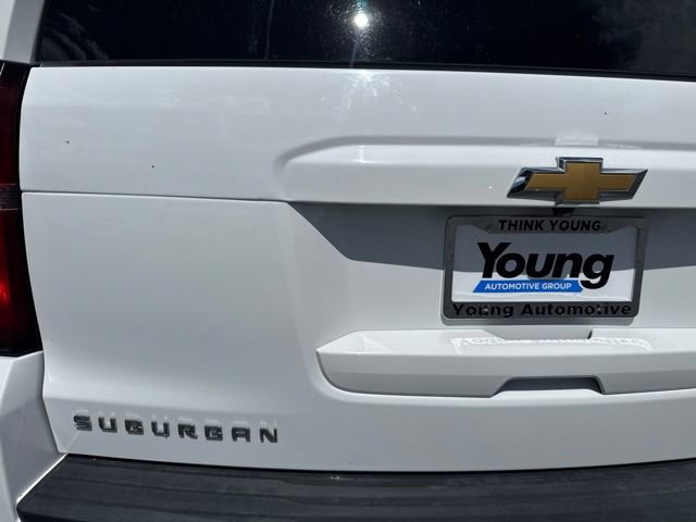 Used 2018 Chevrolet Suburban LT AWD/4WD image 8