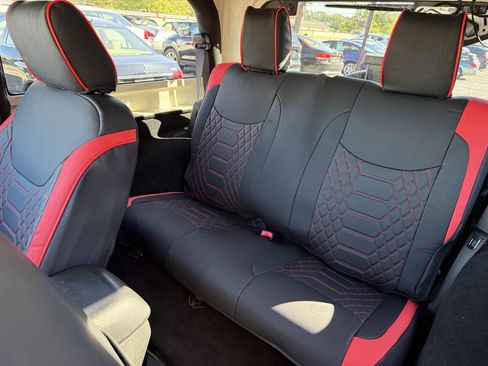 Used 2013 Jeep Wrangler Sport image 13