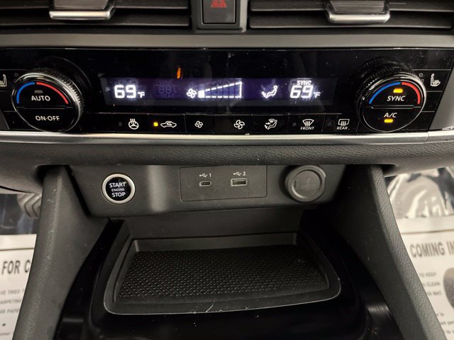 Used 2023 Nissan Rogue SV w/ SV Premium B Package FWD image 28