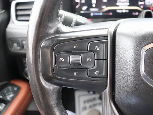Used 2023 GMC Yukon XL Denali Ultimate AWD/4WD image 36