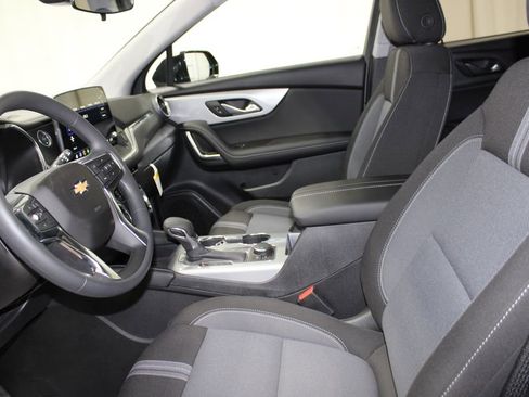 New 2025 Chevrolet Blazer LT w/ Midnight/Sport Edition image 13
