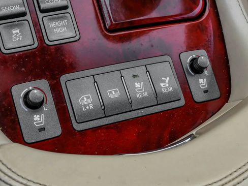 Used 2012 Lexus LS 460 L image 25