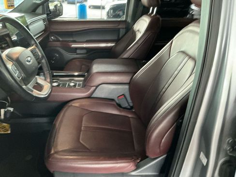 Used 2022 Ford Expedition Max Limited AWD/4WD image 3