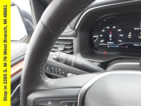 Used 2024 GMC Yukon XL Denali Ultimate w/ LPO, Floor Liner Package AWD/4WD image 41